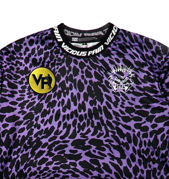 LONGSLEEVE PURPLE LEOPARD FOOTBALL JERSEY - Gambar 3